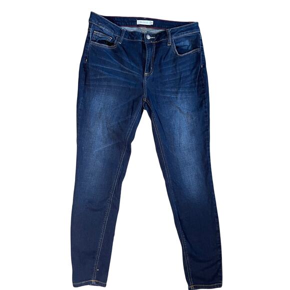 CELLO Mid Rise Pull On Skinny Jeans - Picture 2 of 6